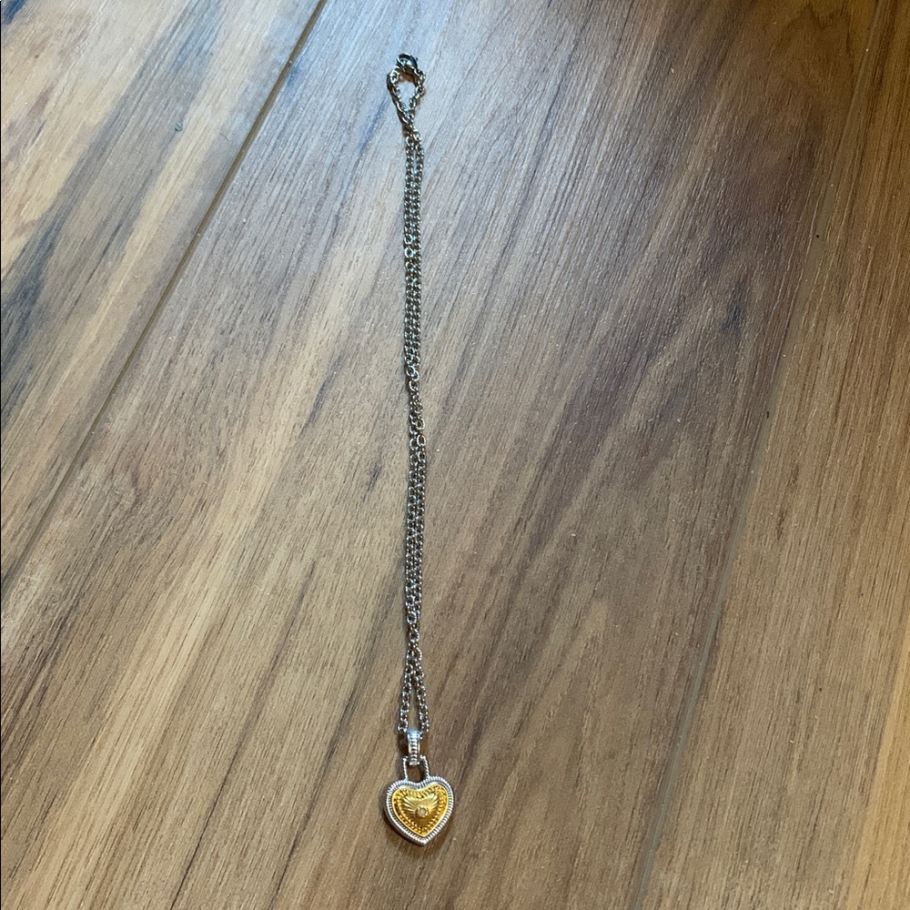Vintage look 18” silver tone chain w gold tone heart pendant w crystal